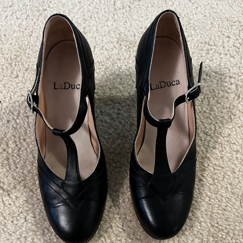 LaDuca Character Shoes - Angelique Hard Sole, size 36.5 (7)